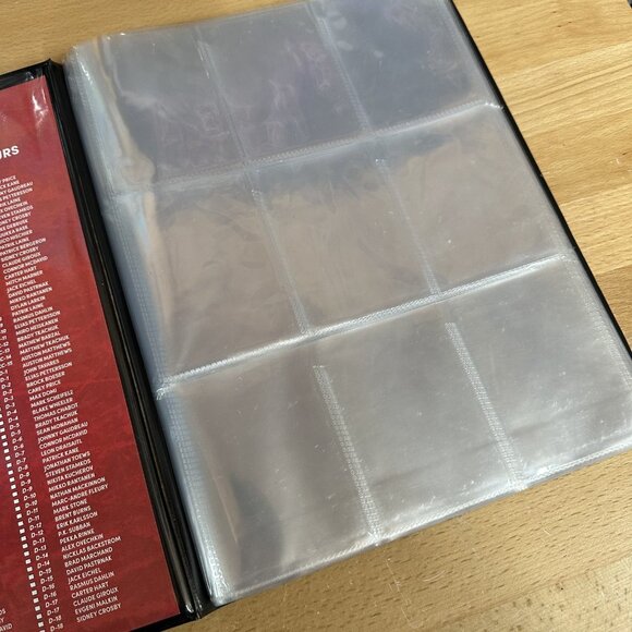 2018-19 Tim Hortons Upper Deck NHL Cards Binder - Picture 4 of 4